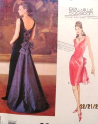 1672  VOGUE BELLVILLE SASOON DROP WAIST KNEE- FLOOR SLEEVELESS DRESS, BUSTLE, TRAIN PATTERN 14 CUT