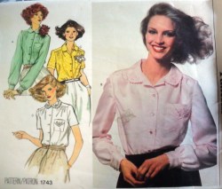 1743 HAPPY GO LUCKY SS-LS 70s VOGUE BLOUSE PATTERN 12
