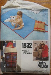1932 Vogue UMBRELLA STROLLER  PONCHO, FOLDING MAT, BEAR BABY PHASE PATTERN UNCUT