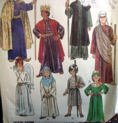 2067 PASSION PLAY/NATIVITY ROBE/GOWN/CROWN CHILDREN PATTERN 4-6