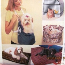 2270 PET HOUSE,SOFA,PET CARRIER,PILLOW,SM-LG BEDS PATTERN