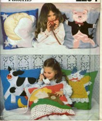 2294 VOG PIG, COW, FAIRYTALE STORYBOOK PILLOWS PATTERN