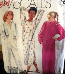 2802 McCalls PULLOVER ZIP ROBE,NIGHTGOWN,JUMPSUIT PATTERN LG 18-20