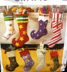 2991 MCCALLS 8 TRIMMED FESTIVE CHRISTMAS SHAPED STOCKINGS PATTERN UNCUT