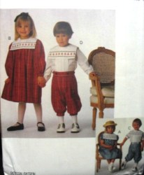 3099 CHILDREN'S YOKE DRESS,TOP, KNICKERS EZ PATTERN 4-6