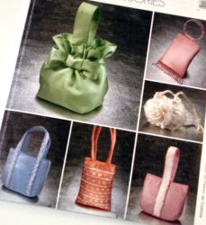 3271 6 FANCY FORMAL EMBELLISH LINED BAGS, PURSES,STRAPS PATTERN