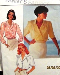 3294 85 1-2 BREASTED SS-LS YOKE BLOUSE PATTERN 8-12,14-18