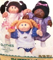6934 343  BUTTERICK 3 DRESSES,PINAFORES 16'' CPK DOLL PATTERN