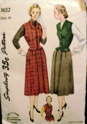 3652 1951 GORED FLARE SKIRT, BUTTON WESKIT VEST PATTERN 14 32''B