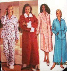 3658 EZ ZIPPY SHAPE ROBE,NIGHTSHIRT,TOP,PANTS PJ PATTERN XS-M