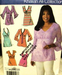 4277  Simplicity ALI K MIDRIFF INSET TUNIC TOPS SLEEVES OR NOT PATTERN 10-18, 20-28W CHOICE UNCUT