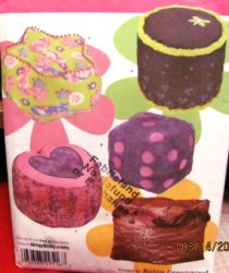 4290 CUTE FUN BIG HEART,SQ,STAR SHAPE FLOOR PILLOWS PATTERN