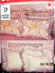 4372 PILLOW COVERS, READING/NECK ROLL PILLOW PATTERN