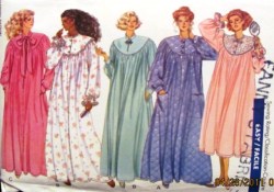 4399 LOOSE LONG FLARE ROBE, GRANNY GOWN LENGTHS PATTERN 16-22