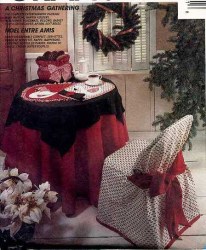 4458 XMAS TABLECLOTH, CHAIR SLIPCOVR, APRON, SWAN PATTERN