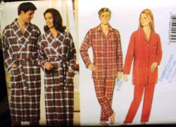 4685 UNISEX WRAP ROBE,BELT,PJ TOP,BOTTOMS PATTERN L-XL,XS-M
