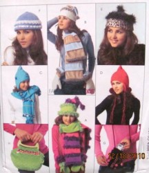 4986 MCCALLS FLEECE KNITS  HATS, MITTS, SCARF, HANDBAGS PATTERN XS-LG UNCUT
