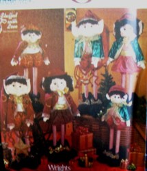 5300 SIMPLICITY 24'', 20'' WOODEN LEGS  ELVES, CLOTHES, SHOES PATTERN