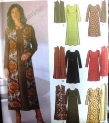5344 1972 DESIGNER LINED YOKE INSET SS-LS DRESS PATTERN 12