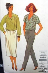 7316  VOGUE 70s STRETCH KNIT V-TOP,  SKIRT,  PANTS PATTERN 12