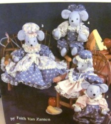 7596 SIMPLICITY  MICE & MORE MICE 14'',18''  DOLLS, CLOTHES, HATS PATTERN