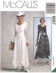 8057 WESTERN HANKIE HEM V-BRIDE GOWN PATTERN  SIZE 6-10,8-12