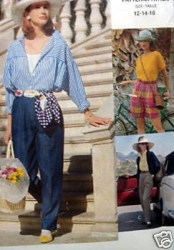8095 Vogue Cuff Shorts, Taper Pants, Very Easy Pattern  12-16; 18-22 choice  uncut