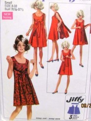 8125 SIMPLICITY EZ JIFFY REVERSIBLE MAGIC DRESS 1969 PATTERN 12-14