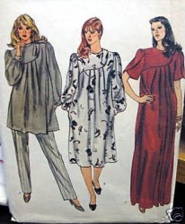 8221 VOGUE MATERNITY PULLOVER DRESS, TOP, TAPER PANTS PATTERN 8