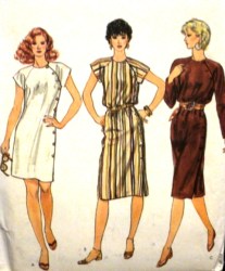 8295 SS-LS ASYMMETRY SIDE BUTTON RAGLAN DRESS LENGTHS PATTERN 12