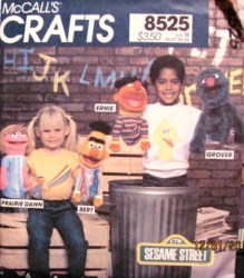 8525  MCCALLS  SESAME STREET PUPPETS ERNIE, P DAWN, BERT, GROVER PATTERN