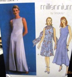 8600 FLARE SLEEVELESS INSET DRESS 3 LENGTHS,SCARF PATTERN 10-14