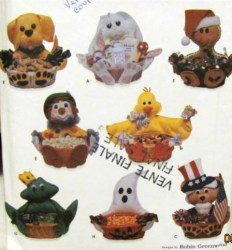 8658 HOLIDAY BUNNY, DOG, CHICK, CLOWN, FROG TREAT BASKET PATTERN