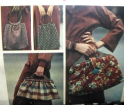 8838  VOGUE 1970s LINED HANDLED KNITTING BAG PATTERN UNCUT