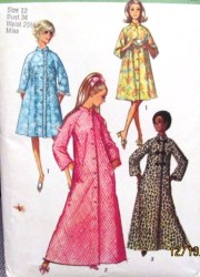 9074  SIMPLICITY 1970 QUILTED OR NOT ROBE LENGTHS PATTERN 10, 12,14, 16, 18