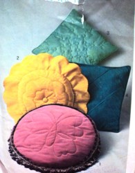 9140 KNIFE EDGE PILLOWS, TRANSFER BUTTERFLY/SCALLOP 70 PATTERN