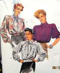 9415 VOGUE LOOSE PULLOVER SS-LS 1985 BLOUSE PATTERN 12