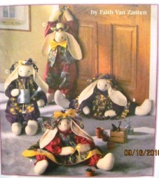 9430 28''  RABBIT DRAFTSTOPPER, DECOR BUNNY, CLOTHES PATTERN