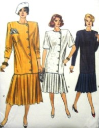 9456 VOGUE ASYMMETRIC PLEATED LOOSE SS-LS DRESS PATTERN 14