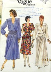 9517 VOGUE WRAP BODICE YOKE DRESS LENGTHS PATTERN 14,10,12