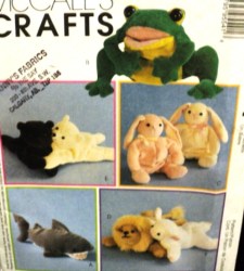 9554 MCCALLS SHARK, FROG, BUNNY, LION, POLAR BEAR, LAMB BAMBINI PATTERN