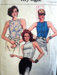9555 VOGUE WOW FIT BK BUTTON SLVLSS CUTAWAY TOP PATTERN 12-16
