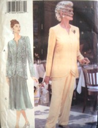 9596 EZ VOGUE BEAD TOP, UNDERLAY, DIRNDL SKIRT, PANTS PATTERN 14-24 2 SIZES choice Uncut