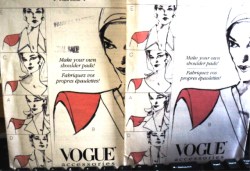 9723 VOGUE MAKE YOUR OWN SHAPED SIZED SHOULDER PADS PATTERN