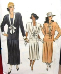 9809 VOGUE LONG STRT SAILOR COLLAR DROP WST DRESS PATTERN 8-10