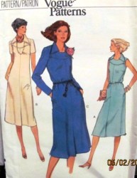 9843 EZ VOGUE YOKE COLLAR A-DRESS SLEEVES OR NOT PATTERN 14