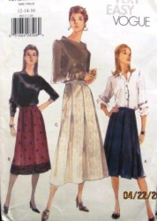 9913 VOGUE SO EZ FLARE PLEAT SKIRT 3 LENGTHS PATTERN 12-16